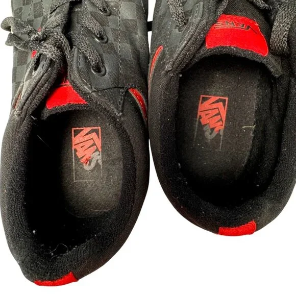 Vans Seldan Checkerboard Black Red Low Top Lace Up Skate Sneakers Youth Size 7 - Picture 4 of 7